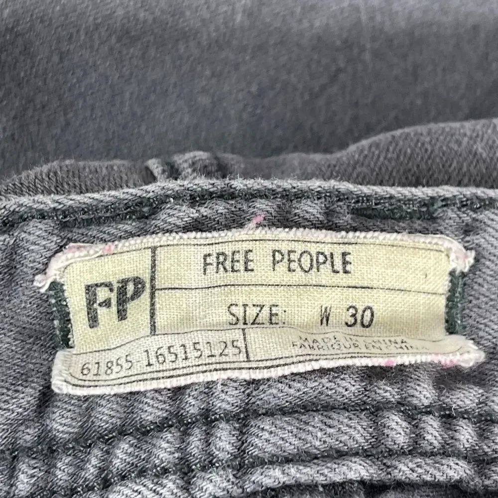 Free People Grey Raw Hem Busted Knee‎ Skinny Crop Jeans Sz 30